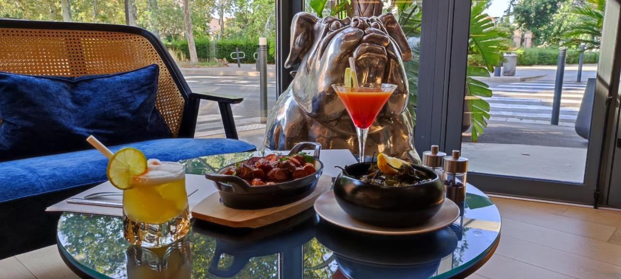 Dali - Restaurant Hotel