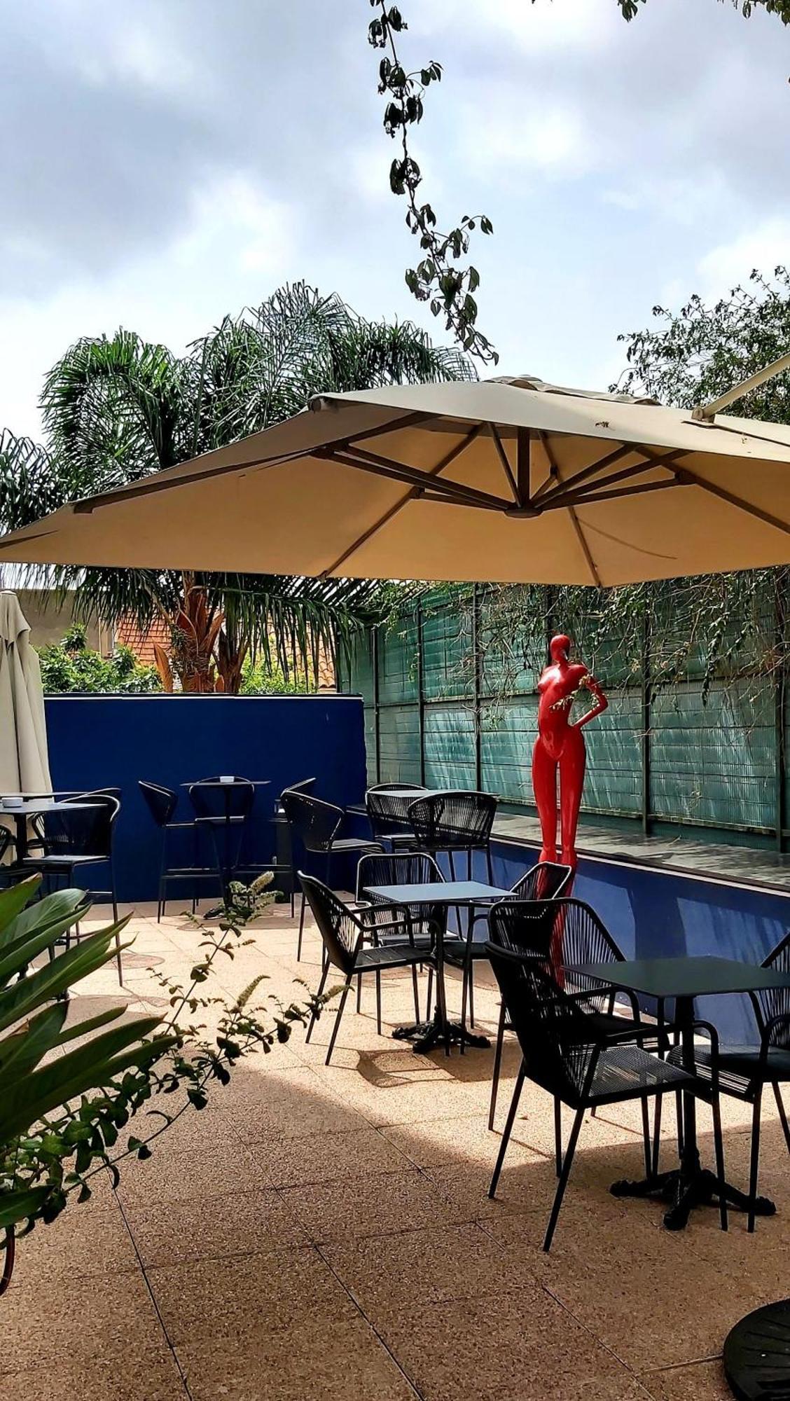 Dali - Restaurant Hotel